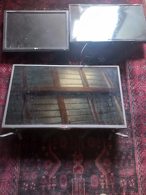 Se vinde tv LG pentru piese sau refacere 