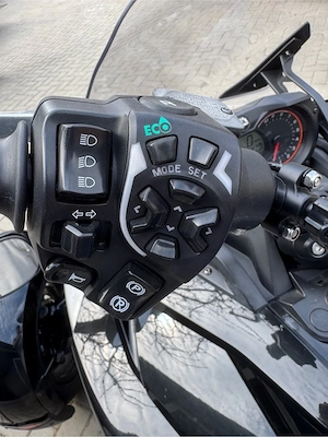 Can-Am Spyder F3 BRP - imagine 2