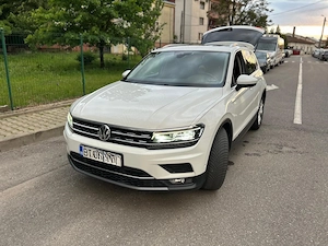 Volkswagen Tiguan 2.0 - imagine 2