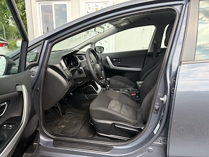 Kia Cee'd 1.4 Benzina 100 CP - imagine 8