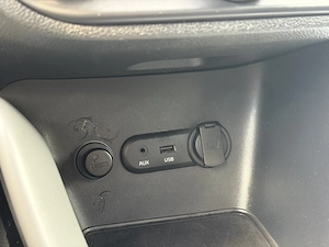 Kia Cee'd 1.4 Benzina 100 CP - imagine 16