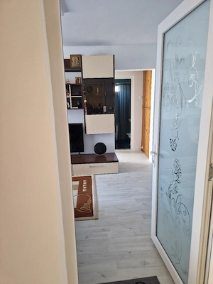 Vând apartament cu doua camere în Tecuci 