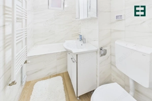De închiriat - Apartament cu 2 camere -  Zonă Ultracentrală - Arad - imagine 16