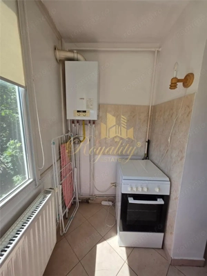 Apartament 2 camere, DECOMANDAT, centrala proprie- Zona Aradului - imagine 7