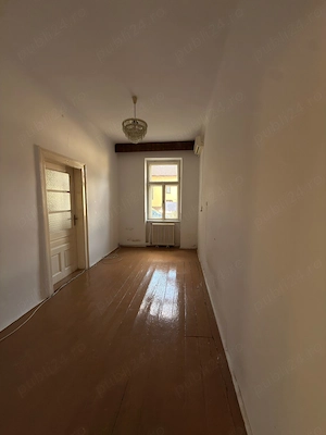 De vanzare casa cu gradina - imagine 3