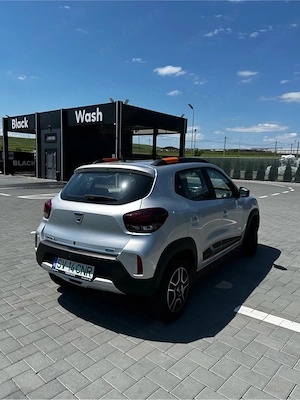 Dacia Spring primul proprietar - imagine 2