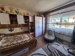 Casă P+E + construcții auxiliare și teren de 1895 mp - imagine 8