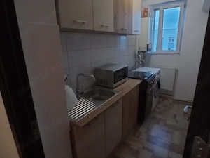 garsoniera th pallady-stradal-modern-metrou 3 minute 1 decembrie-centrala proprie - imagine 7