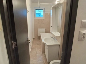 garsoniera th pallady-stradal-modern-metrou 3 minute 1 decembrie-centrala proprie - imagine 9