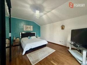 Casa exclusivista cu piscina, la intrare in Dumbravita - imagine 16