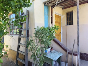 Casa de vanzare in Printul Turcesc - imagine 2