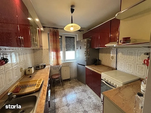 Vand apart.3 cam.ultracentral,B-dul Dragalina,et.1 din 4,cu 2 balcoane,centrala pe gaz - imagine 2