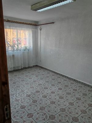 Închiriere spațiu comercial v-a-v Centru Multifuncțional - imagine 4
