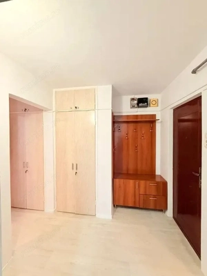 9 Mai - 2camere, cf1, dec, etaj 3/4, centrala - 79900 euro - imagine 6