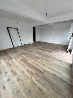 Apartament cu 2 camere, 79.7 mp plus terasa, zona Siloz, loc de parcare inclus - imagine 2