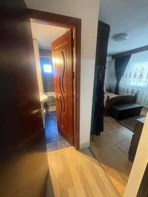 Apartament cu 4 camere, trilateral, 2 bai, Craiovita, zona Promenada Mall - imagine 17
