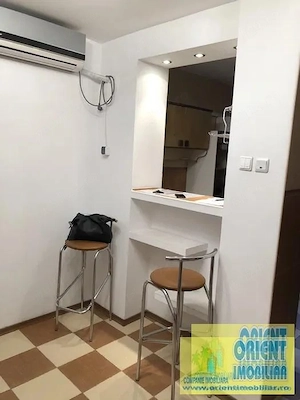 Tomis Nord, de inchiriat 3 camere, mobilat, centrala gaze, renovat - imagine 8