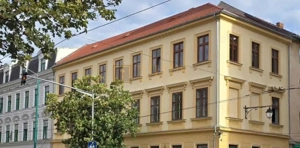 Cladire Istorica - Piata Unirii| 2 dormitoare| tavane inalte| apartament superb|