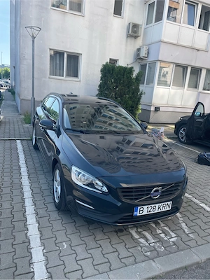 Volvo V60 D2 2018 - imagine 3