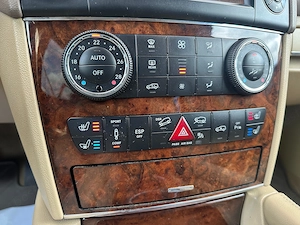 Mercedes-Benz ML 5.5 Benzina 388 CP An 2010 - imagine 3