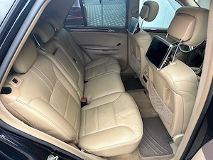 Mercedes-Benz ML 5.5 Benzina 388 CP An 2010 - imagine 10