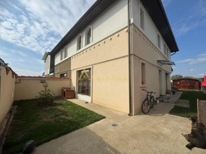 VILA COMPLET MOBILATA STRADA ASFALTATA 5 CAMERE - imagine 3