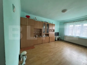Casa de vanzare cu 3 camere   - imagine 2
