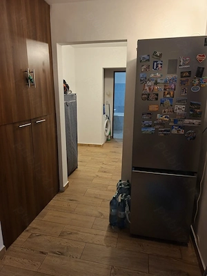 Vând apartament 3 camere  - imagine 9