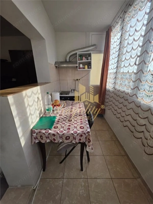 OPORTUNITATE, Apartament 2 camere, ETAJUL  2, 37 mp utili - Zona Dambovita - imagine 6