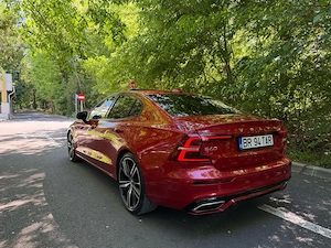 Volvo S60 T5 R-Design - imagine 3