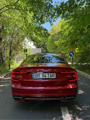 Volvo S60 T5 R-Design - imagine 4
