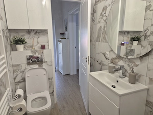 Apartament la casă in centrul istoric - imagine 2