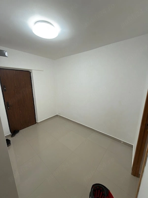 De vânzare apartament BUHUȘI sect 3 - imagine 6