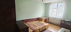 Vând apartament 3 camere