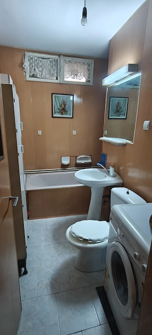 Vând apartament 3 camere - imagine 9