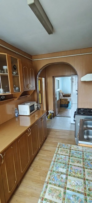 Vând apartament 3 camere - imagine 8