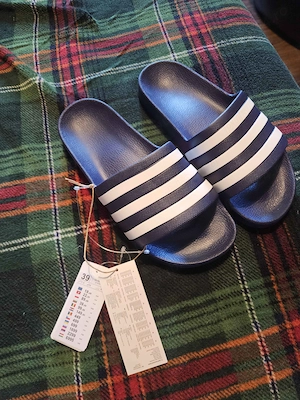 Papuci Adidas Adilette