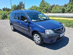vând dacia logan mcv