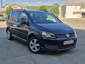 VW Touran 2011 1.6 TDI 105 CP euro 5 - imagine 2