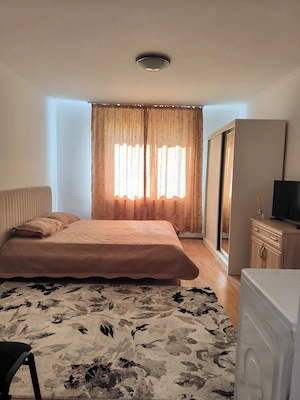 Garsonieră 27 mp, complet renovată și mobilată   Brașov