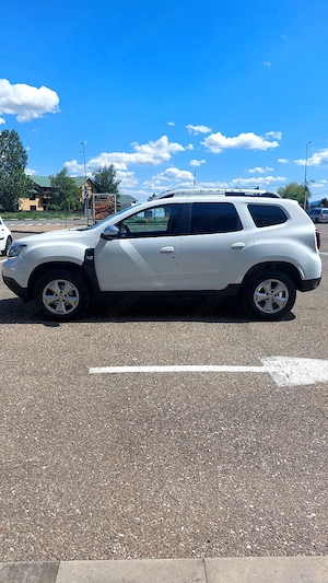 Dacia Duster 1.5 DCI an 2020 luna a7a , stare impecabilă. km reali  cu carte service numai la reprez - imagine 3