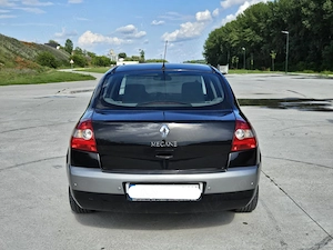 Renault Megane 2 Sedan 1.6 Benzină 2005 - foarte întreținută - imagine 3