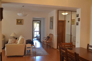 Apartament cu 4 camere, decomandat, de vanzare in Predeal,  - imagine 3