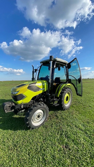 TRACTOR KONIG 504 -27 de ore de functionare! Ca nou!