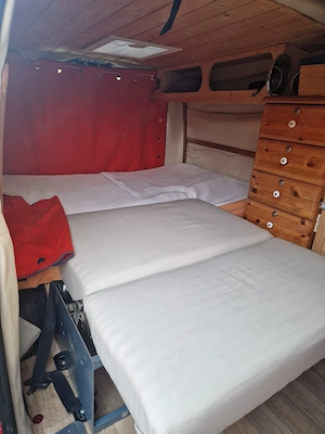 Autorulota Campervan Mercedes Vito  - imagine 5