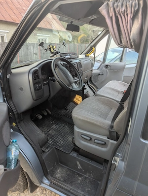 Ford Transit doar 68000 km - imagine 5