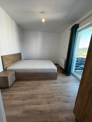 Apartament 3 camere, loc de parcare si boxa  de închiriat, Rasnov, Radsor Residence - imagine 3