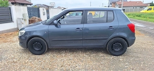 Vand Fabia2 Facelift 1.2 MPI 2011 Euro5 60CP - imagine 3