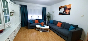 Proprietar inchiriez apartament 3 camere decomandat conf I