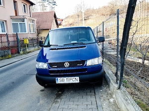 Vând Volkswagen Caravelle și remorcă două axe  - imagine 3